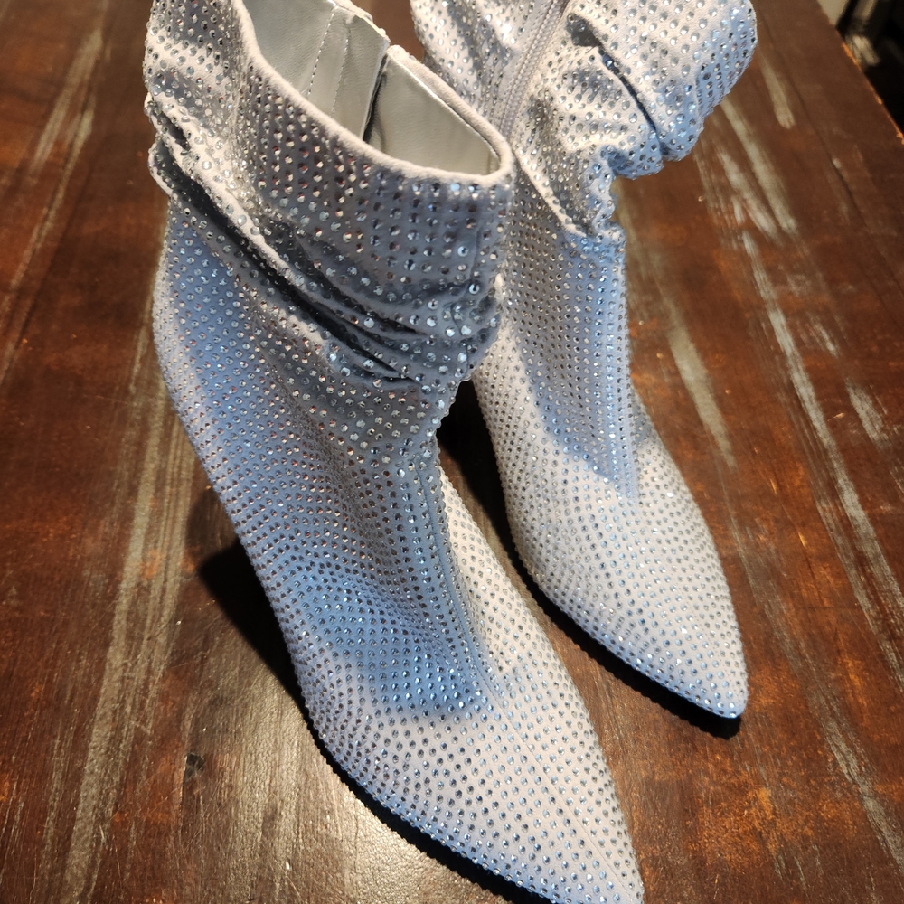 Nine West White Studded Heeled Boots